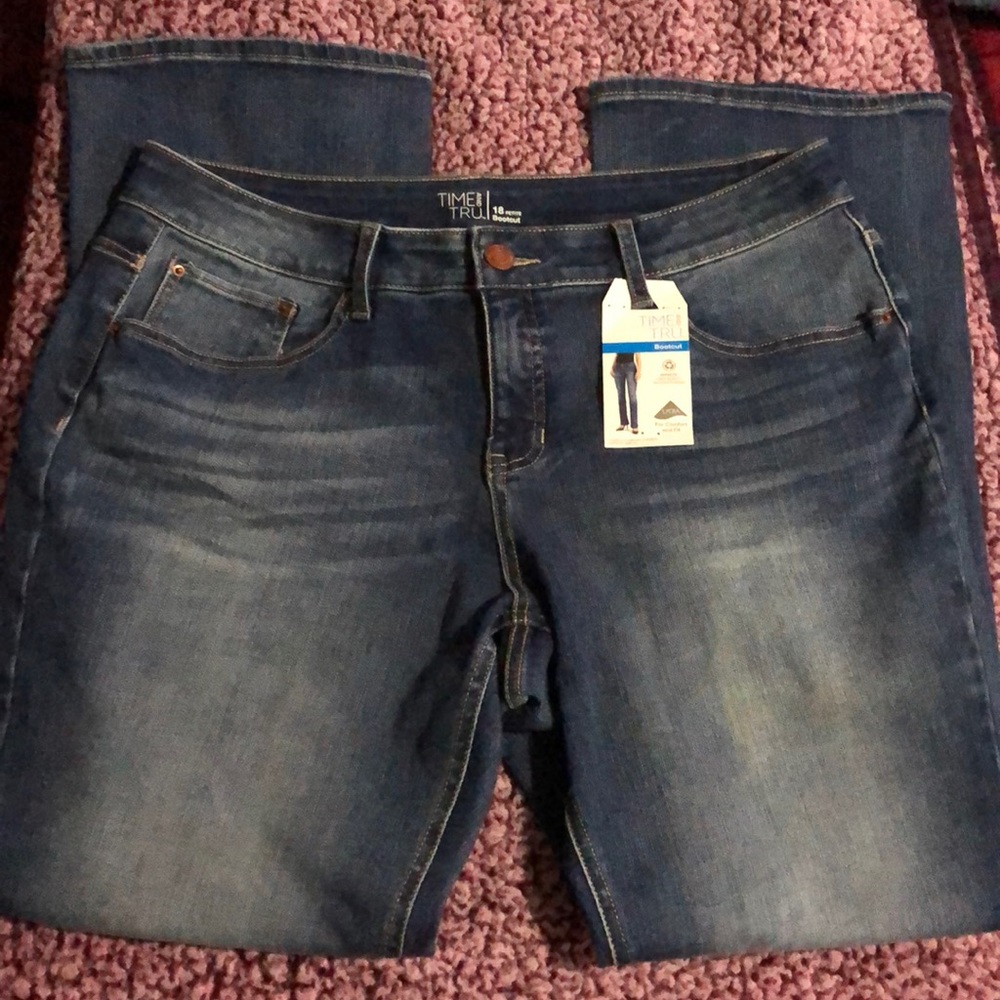 Women’s jeans